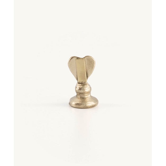 Doing goods holly heart card holder 7058801_4