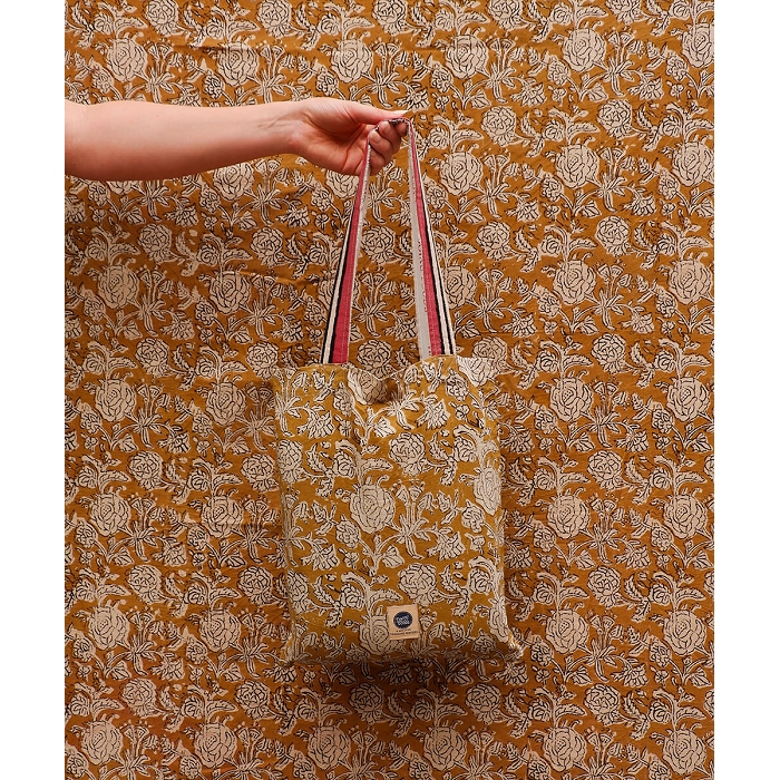 Doing goods botanical single throw in totebag 